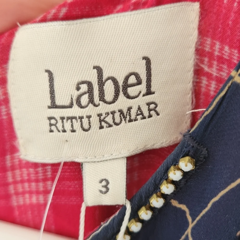 Label Ritu Kumar - Picture 4 of 6